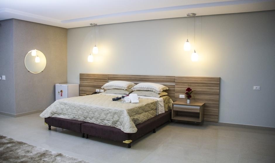 Hotel Baeza Goiatuba Номер фото