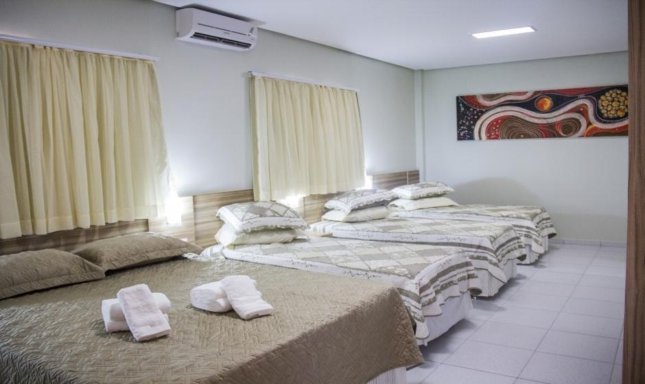 Hotel Baeza Goiatuba Екстер'єр фото