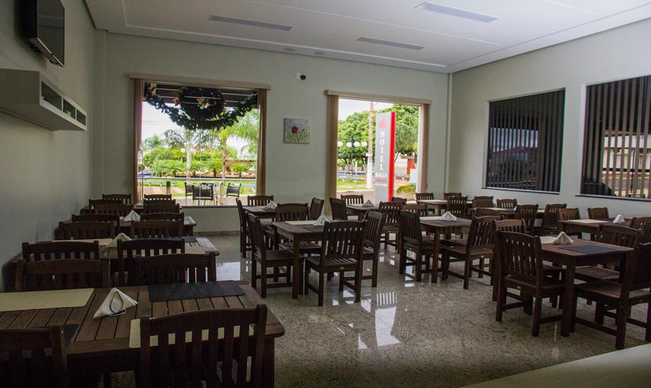 Hotel Baeza Goiatuba Екстер'єр фото